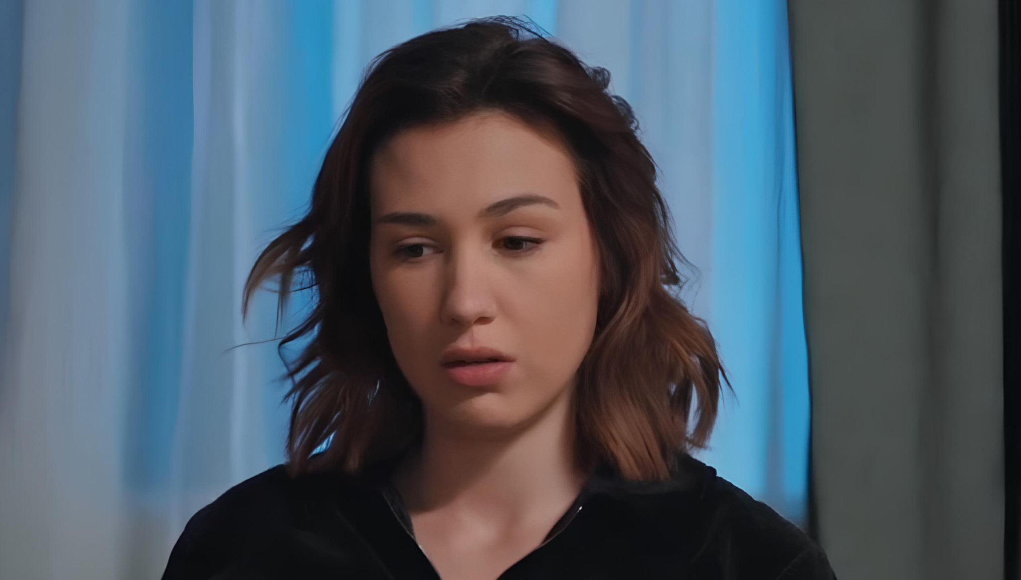 Igra sudbine: Strast i osveta - Ponedeljak, 1. decembar - "Kasni mi menstruacija"