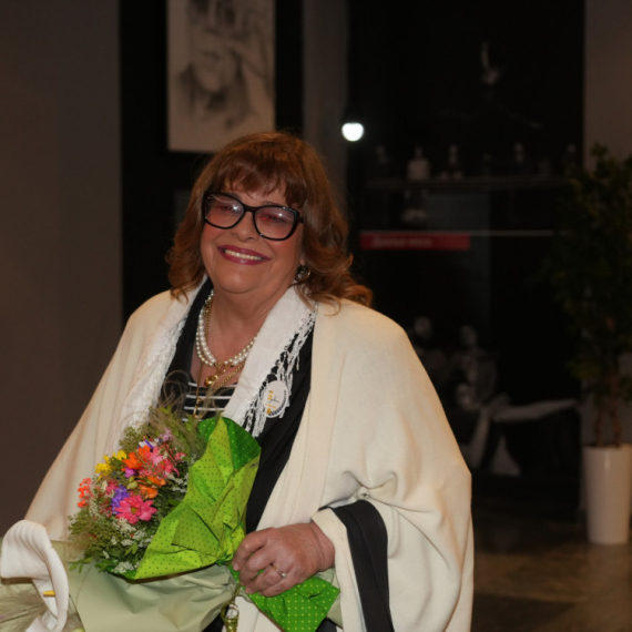 Vesna Čipčić poseduje i OVU DIPLOMU - nema veze sa glumom: Iznenadićete se kad vidite o čemu je reč