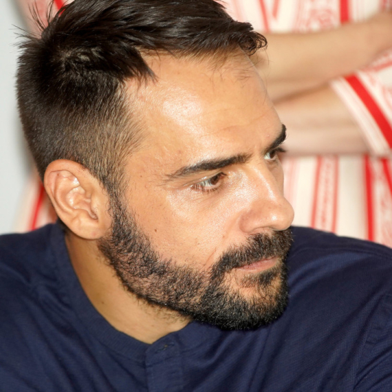 Zoran Pajić otkriva šta vas očekuje u "Dadilji sa sela" - NOVOJ SERIJI koja stiže na PRVU TELEVIZIJU!