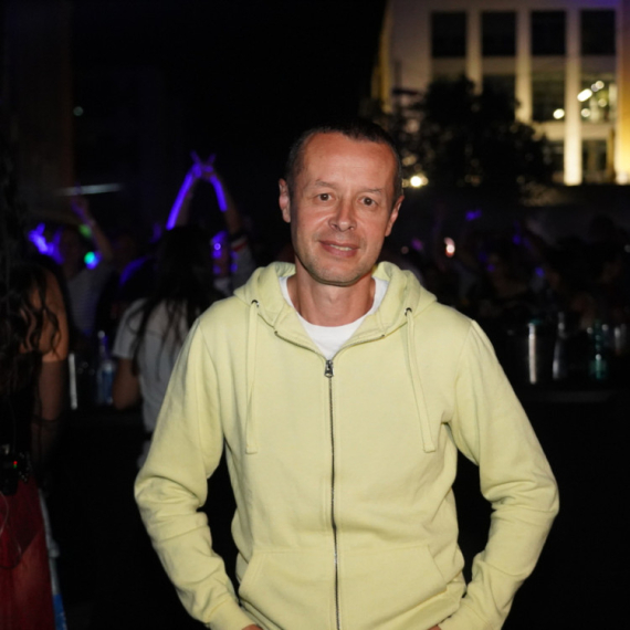 Pevač progovorio o ljubavi, pa priznao da mu žene zbog OVOGA govore da je SMOTAN: "Malo sam ZARĐAO po tom pitanju"