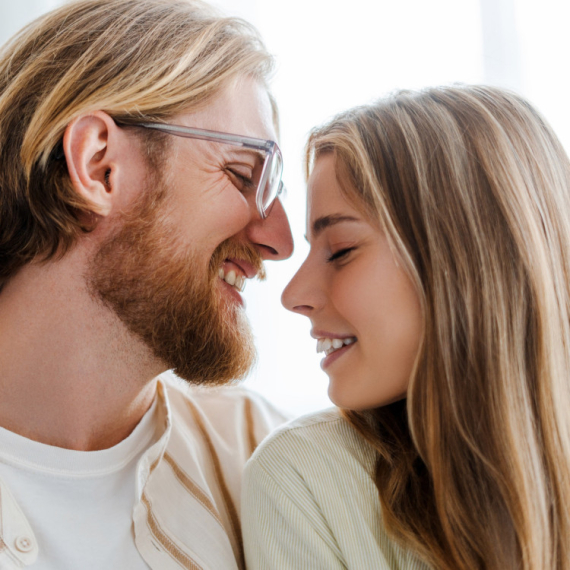 DNEVNI HOROSKOP ZA ČETVRTAK 4. DECEMBAR: Ribe imaju sve uslove za USPEŠAN DAN, Rakovi osećaju NESIGURNOST, Strelčevi PROMENLJIVOG raspoloženja