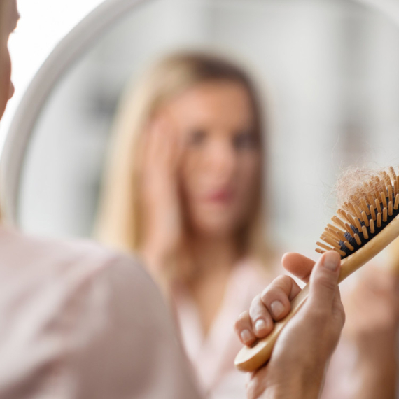 Zašto dolazi do ALOPECIJE? Postoje dve vrste, a evo i KOLIKA je mogućnost izlečenja