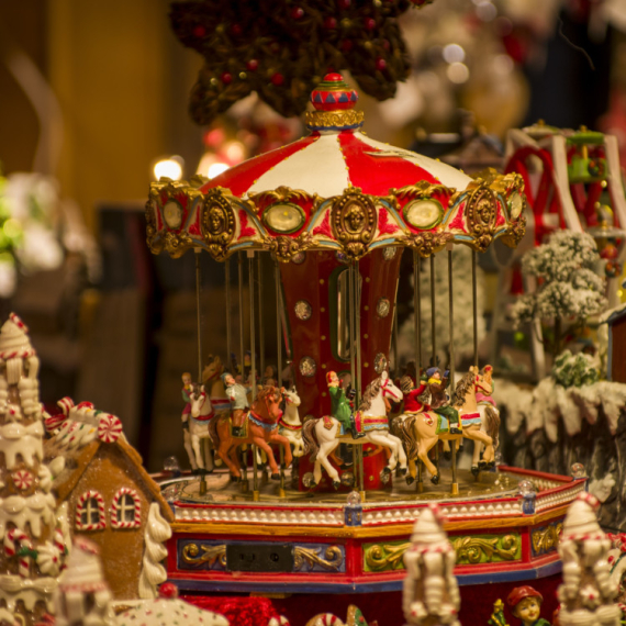 Na Beogradskom sajmu danas počinje Novogodišnji vašar