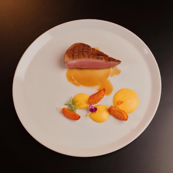 Sanjin recept pod nazivom “Ispod dedine kajsije” oduševio sudije u finalu "MasterChef Srbija"