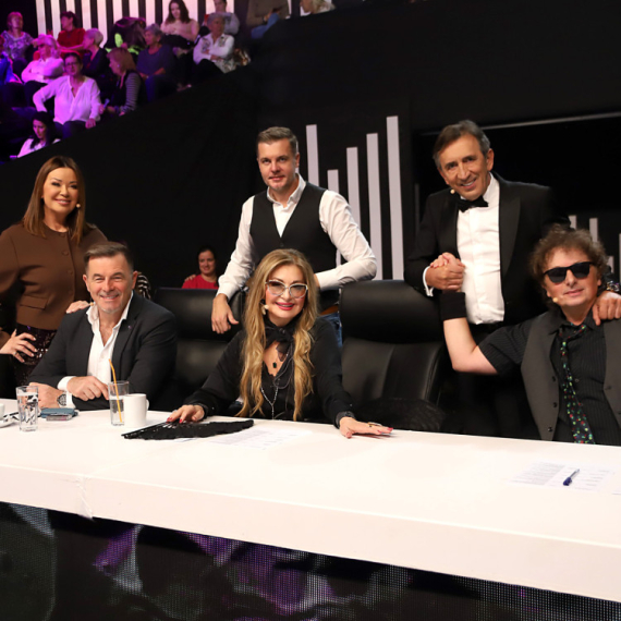 Nikad nije kasno - Nedelja, 7. decembar - Ovo se retko dešava! Mare poručio takmičaru: „Težu pesmu nisi mogao da izabereš“