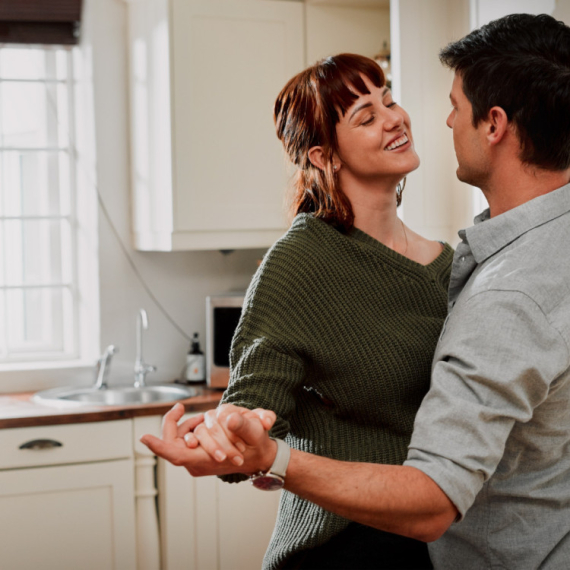 DNEVNI HOROSKOP ZA NEDELJU 14. DECEMBAR: Ovnovima dobar momenat za OSVAJANJE voljene osobe, Blizancima naglašeno polje LJUBAVI I DECE, Devicama dan za uživanje