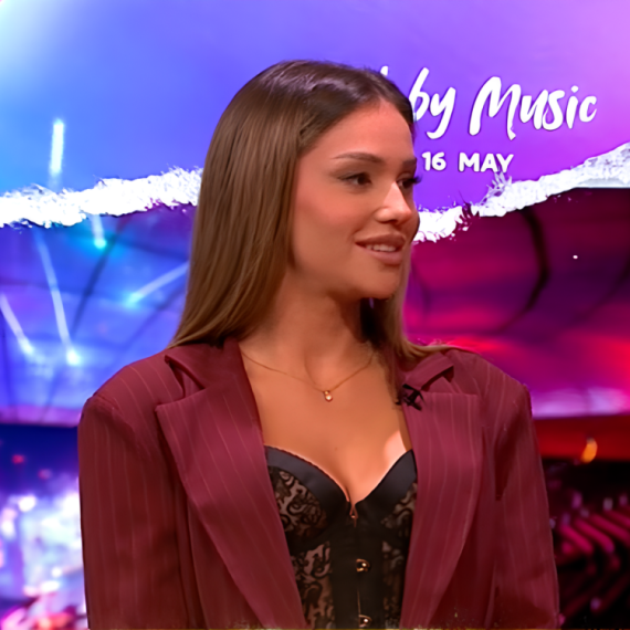 Breskvica PRED SPAVANJE uživa uz TV PRVA: "Mnogo volim da gledam "MasterChef", to mi je najdraža emisija"