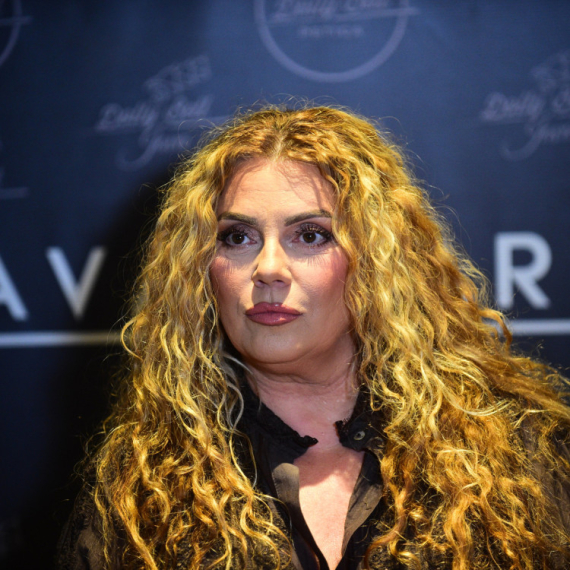 Indira Radić je DECENIJAMA na estradnoj sceni, a NIKADA nije pevala u Srbiji za Novu godinu: Evo zašto