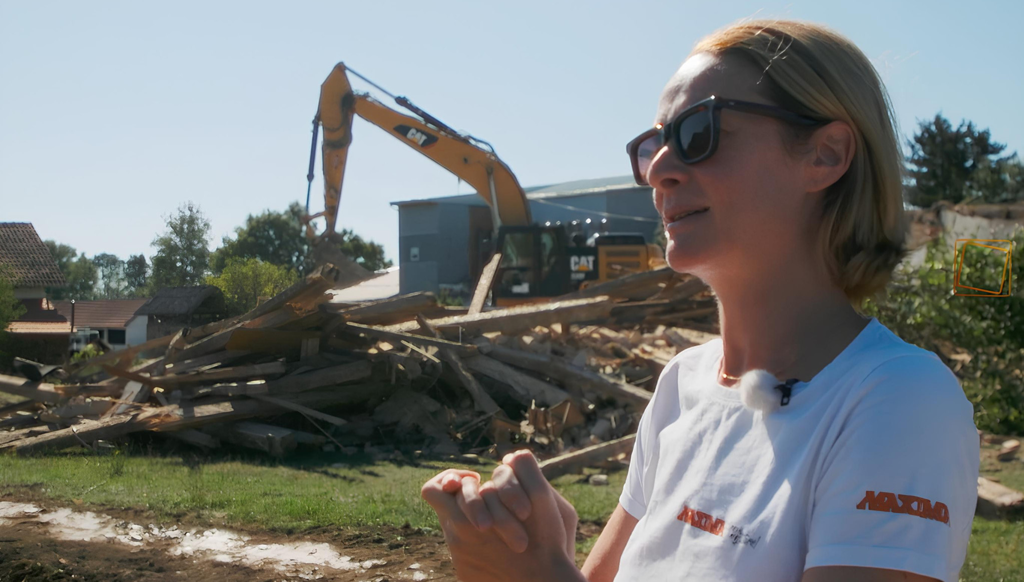 Radna akcija sa Tamarom - Sreda, 17. decembar - Ekipa je ovaj put renovirala jednu seosku školu, u koju će učenici sigurno ići sa još više elana