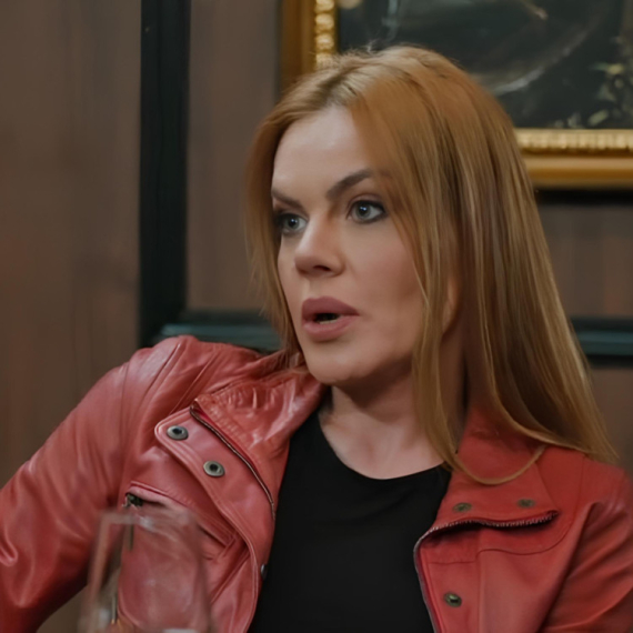 Igra sudbine: Strast i osveta - Sreda, 17. decembar - "Ja sam zgrožena"