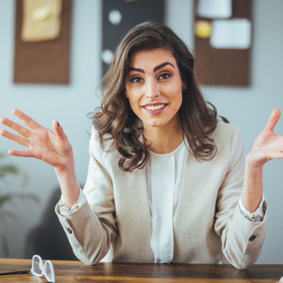 Želite da znate da li te vas neko zaista sluša? Obratite pažnju na to KAKO TREPĆE!