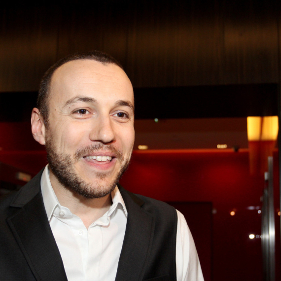 Čak i nakon toliko godina! Evo SA KIM se Bane Mojićević i dalje druži od "saboraca" iz "Zvezda Granda"