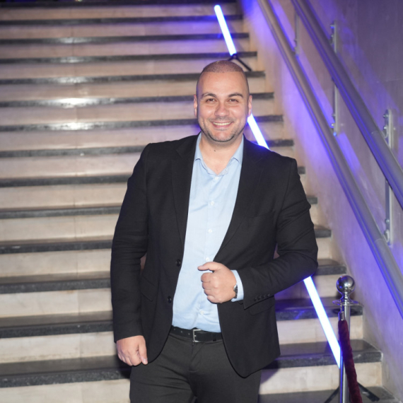 Pevač Bojan Marović žrtva PREVARE! Pokrenuo je i KRIVIČNU PRIJAVU, pa uputio APEL svim fanovima