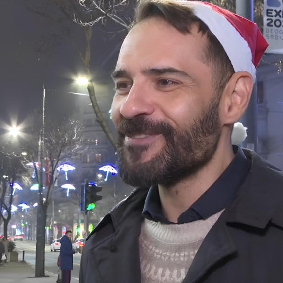 "U nekim trenucima bih da GAZIM TELEVIZOR" Ovako Zoran Pajić reaguje kada vidi sebe na malim ekranima!