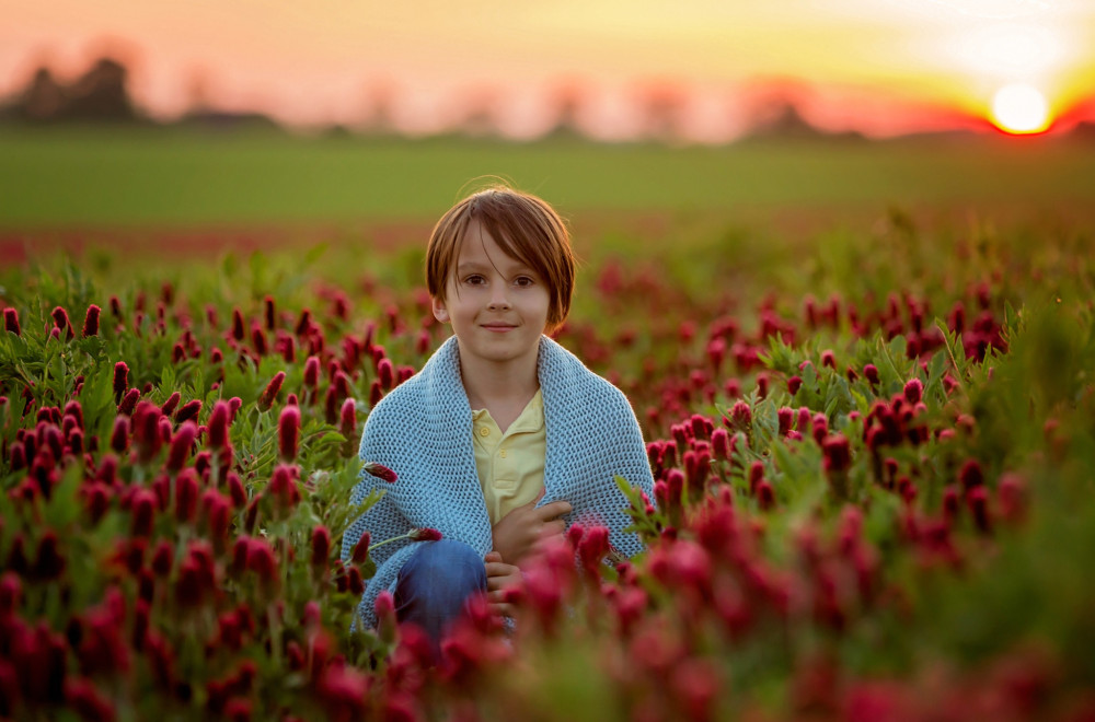Odrastanje bez braće i sestara: Ovih 11 lekcija jedinci uče na teži način
