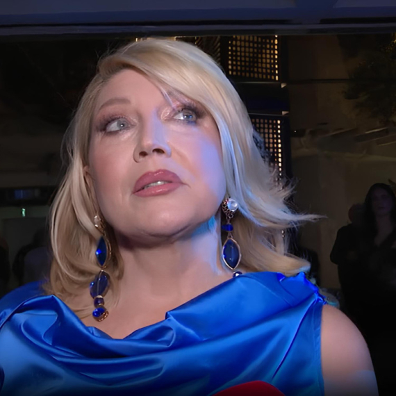 Suzana Mančić u OVOJ SITUACIJI ne može da se suzdrži od ŠOPINGA: Onda kažem sebi: Stani bre, Mančićka...