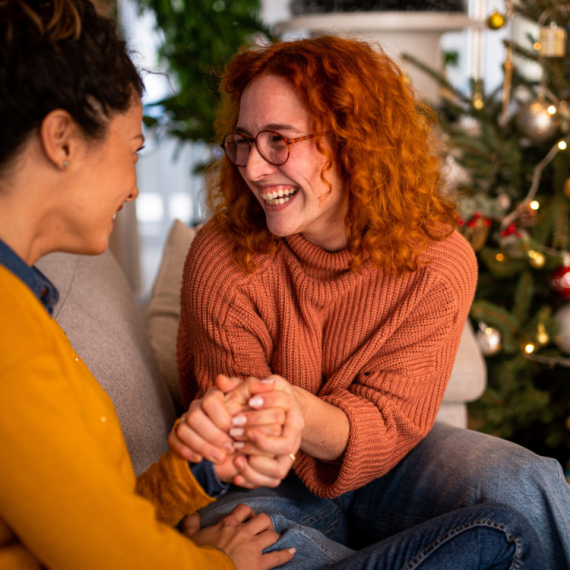 Uz njih su PRAZNICI NAJTOPLIJI: Ova TRI astro znaka čine da sve bude posebno