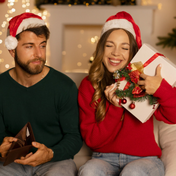 DNEVNI HOROSKOP ZA 30. DECEMBAR: Ovnovi ne pronalaze zajednički jezik sa PARTNEROM; Lavove muče FINANSIJE!