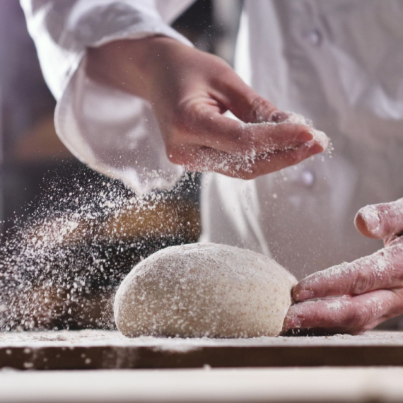 Kako da kora za pitu bude savršeno tanka i elastična? Tajna nije u brašnu, već u jednoj neočekivanoj stvari