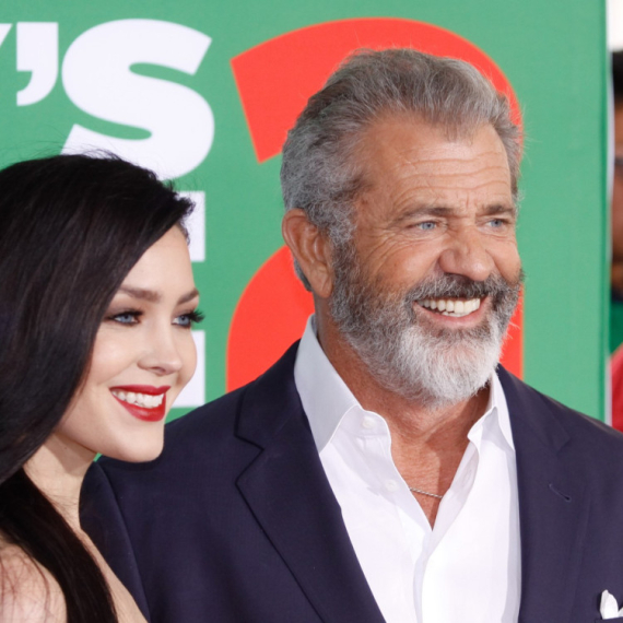 Raskid nakon devet godina: Mel Gibson i 34 godine mlađa lepotica POTVRDILI KRAJ!