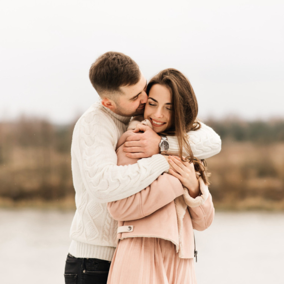 DNEVNI HOROSKOP ZA PONEDELJAK 12. JANUAR: Strelčevima PRODUKTIVAN DAN, Vage zadovoljne LJUBAVNIM SEGMENTOM, Bikove očekuje VAŽAN SASTANAK