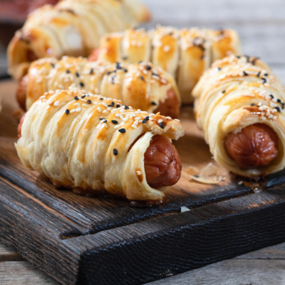 Napravite sami preukusne ROL VIRŠLE punjene sirom! (VIDEO)