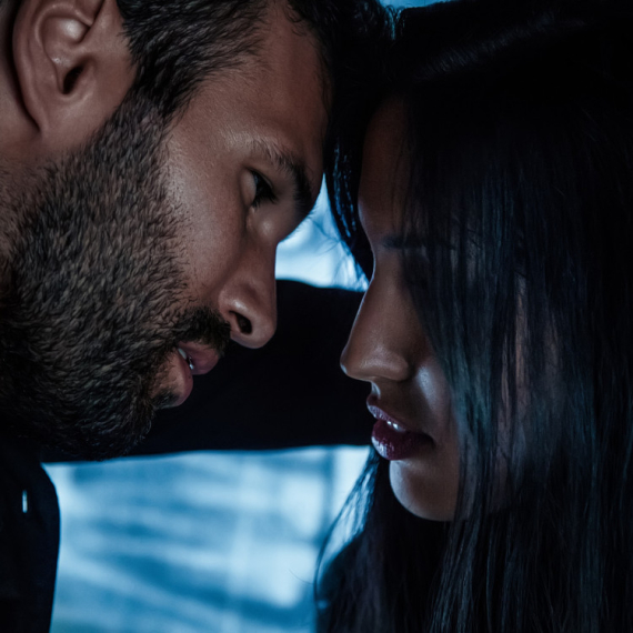 10 neočekivanih erogenih zona koje će podići svaki dodir na viši nivo