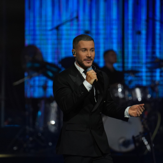 Magija Saše Kovačevića se nastavlja: Pogledajte zašto se za spektakl u Sava Centru ponovo traži karta više! (VIDEO)