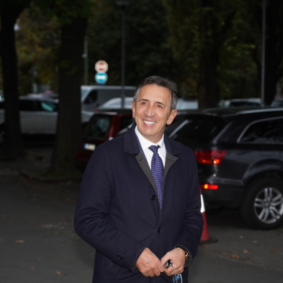 Žika Jakšić zbog ljubavi razbio sebi glavu: „Pukla mi je arkada, lila je krv“