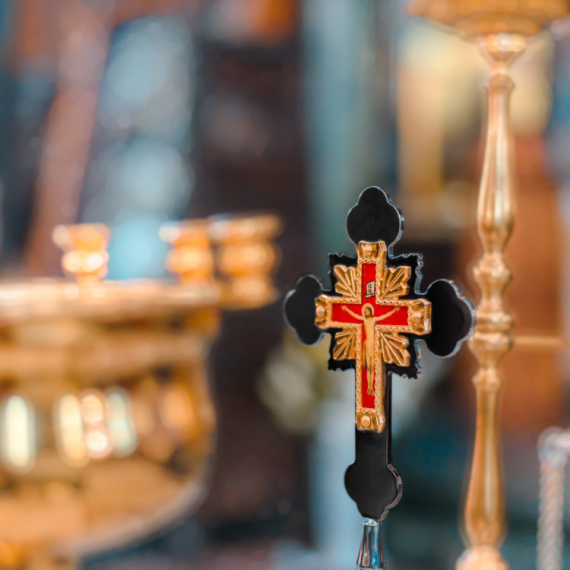 Slavimo Bogojavljenje: Kojim rečima se danas pozdravlja i otpozdravlja i koje OBIČAJE treba ispoštovati