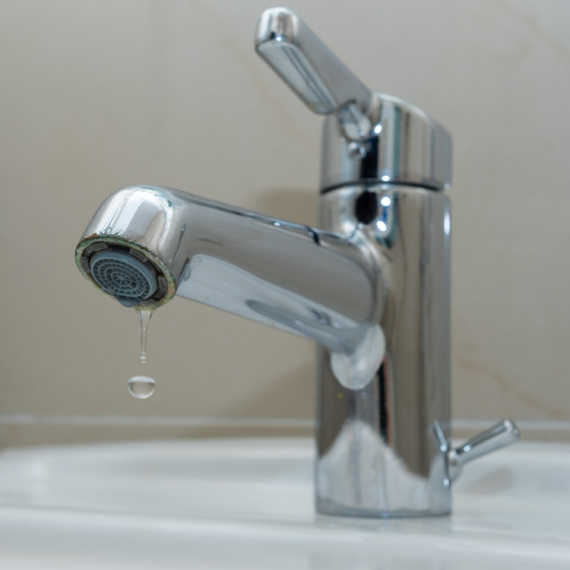 Danas bez vode deo potrošača na Novom Beogradu: Pripremite neophodne zalihe