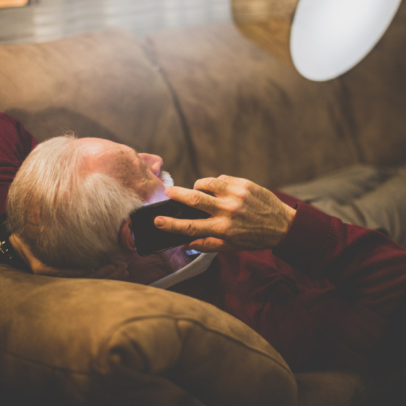 Milioner (79) traži bar 20 godina MLAĐU suprugu, a ostali uslovi su JOŠ FRAPANTNIJI