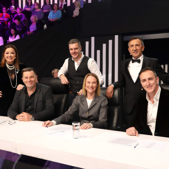 Nikad nije kasno - Nedelja, 25. januar - Takmičar nastupom ODUŠEVIO Tamaru Grujić: "Raspilavili ste nas"