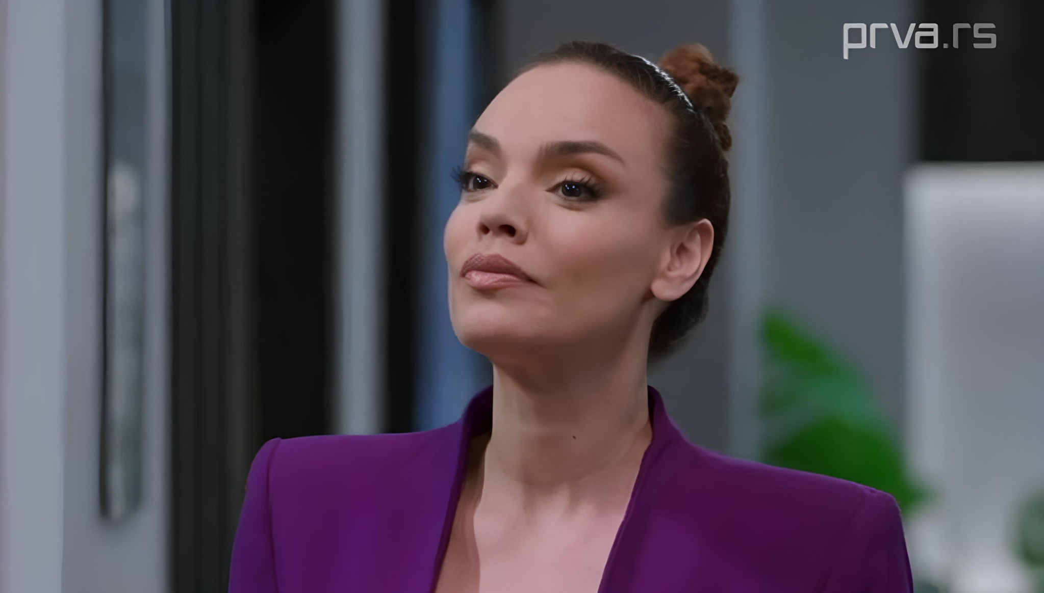 Igra sudbine: Strast i osveta - Sreda, 28. januar - "Ja sam nova direktorka Done!"