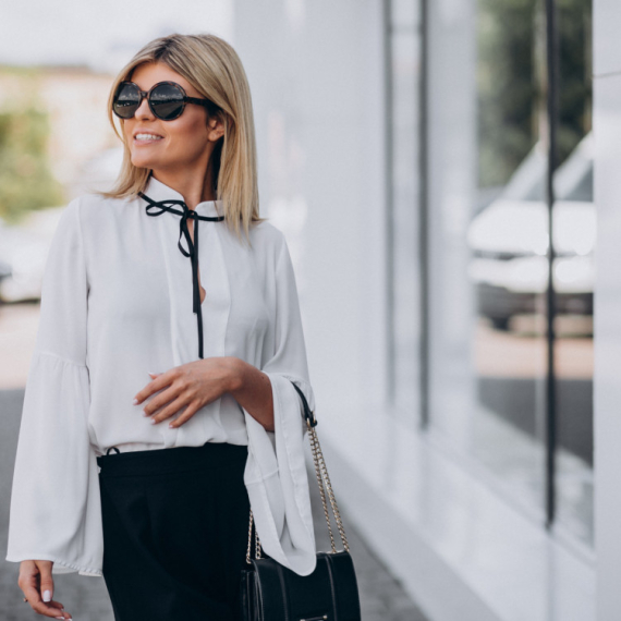 Kako savremene dame neguju lepotu i ostaju u koraku sa vremenom