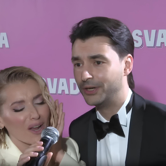 Anđelka Stević Žugić i Roko Sikavica se latili mikrofona, pa uglas zapevali veliki HIT (VIDEO)