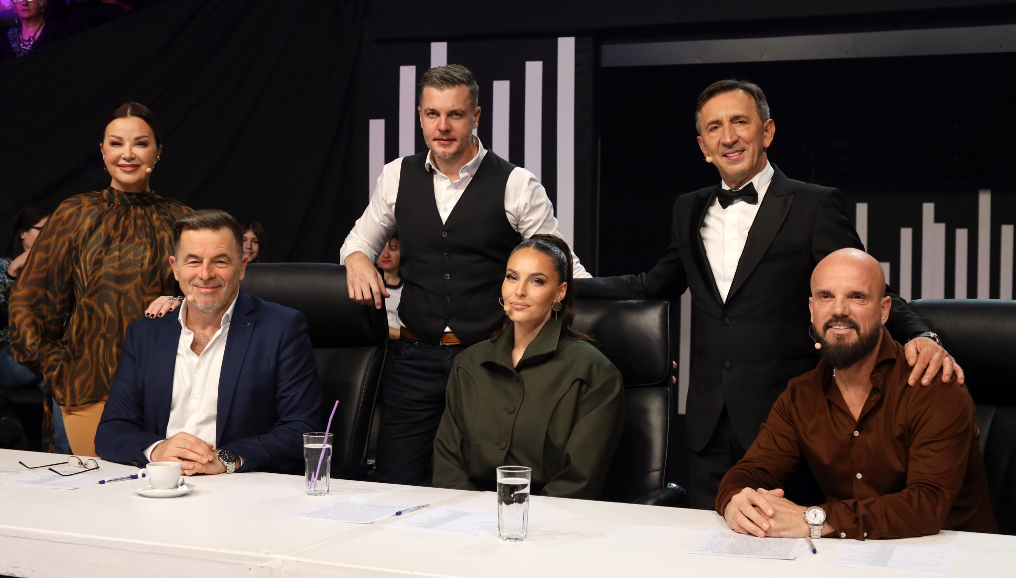 Nikad nije kasno - Nedelja, 1. februar - Takmičarka šoua Nikad nije kasno zbog stajlinga nasmejala žiri