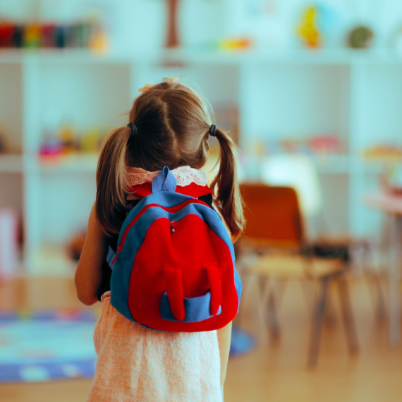 Počelo prijavljivanje za upis dece u vrtiće na Portalu eUprava