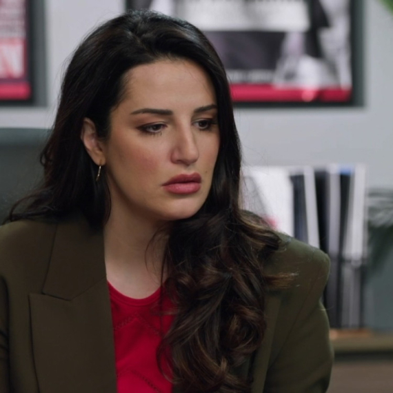 Igra sudbine: Strast i osveta - Utorak, 3. februar - "Mislim da je cilj da se unizi moj autoritet kao suvlasnika firme"