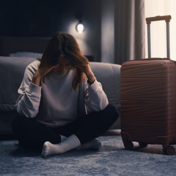 Turistkinja doživela užasnu NEPRIJATNOST u svom smeštaju i sada UPOZORAVA SVE da ne prave njenu grešku!