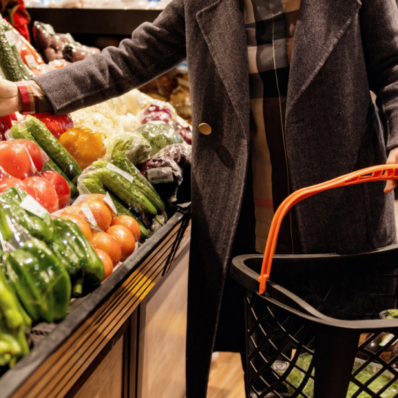 Voće i povrće iz prodavnice vam nema ukus domaćeg? Evo ZAŠTO je to tako