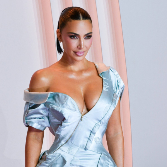 Kim Kardašijan i Luis Hamilton ZAJEDNO na Superboulu: Mreže su "eksplodirale"