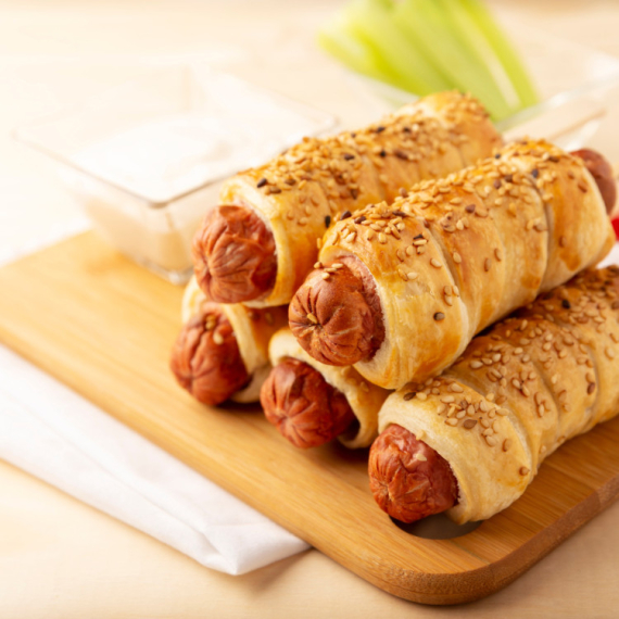 ROL VIRŠLE SA DOMAĆIM TESTOM: Napravite sami omiljeni dečiji doručak -  jedan sastojak ih čini mekim i vazdušastim