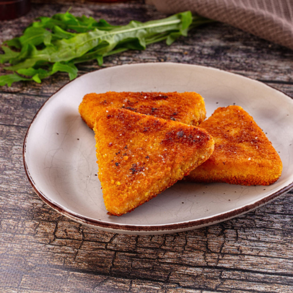 Brzinski trouglići za nenajavljene goste! Spremaju se očas posla, a ukus kao iz restorana (VIDEO)