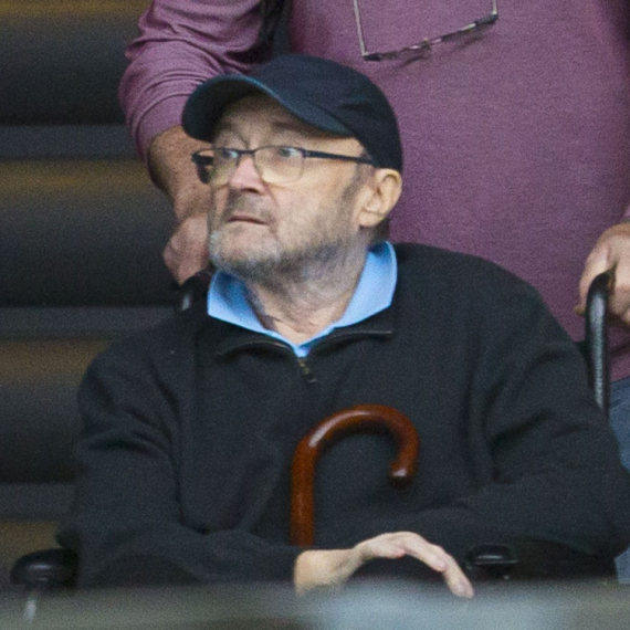 "Sve što je moglo poći po zlu, pošlo je..." Čuvenom pevaču alkohol skoro UNIŠTIO BUBREGE, danas hoda pomoću štapa, ali se i dalje NE PREDAJE!