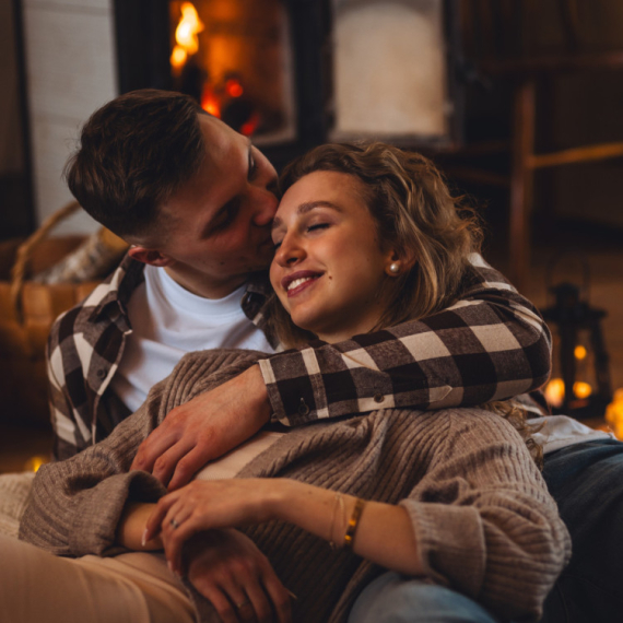 DNEVNI HOROSKOP ZA NEDELJU, 22. FEBRUAR: Blizanci moraju da MENJAJU PLANOVE, Rakovi u ROMANTIČNOM raspoloženju, Škorpijama potrebno OPUŠTANJE