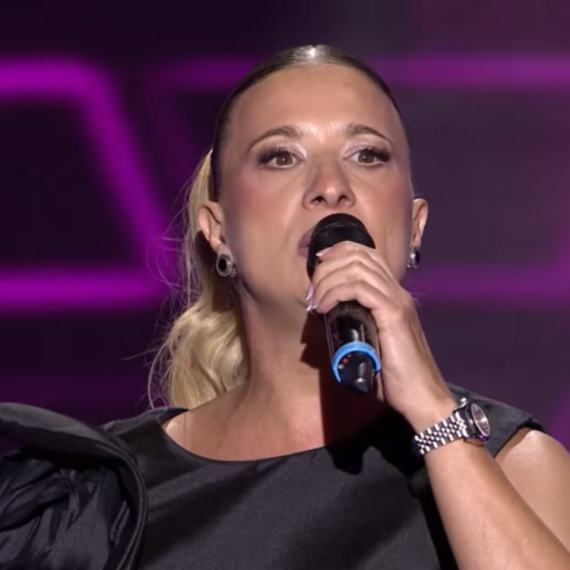 Pevačica iz Nikad nije kasno(43) ima otvoren KONKURS ZA UDAJU: "I za momka i za devojku, svi imaju šansu"