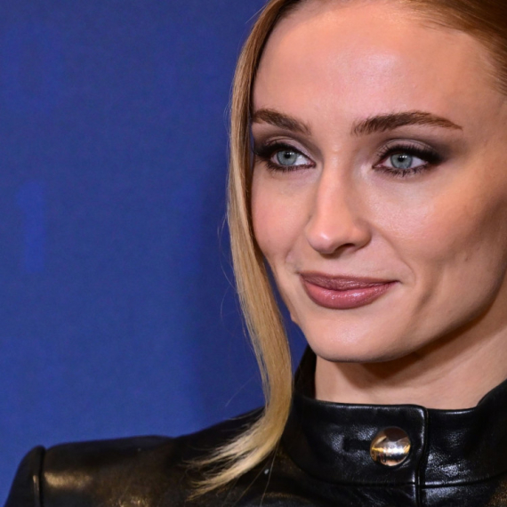 Glumci iz "Igre prestola" nisu mogli da podnesu intimne scene, a sve zbog jedne stvari