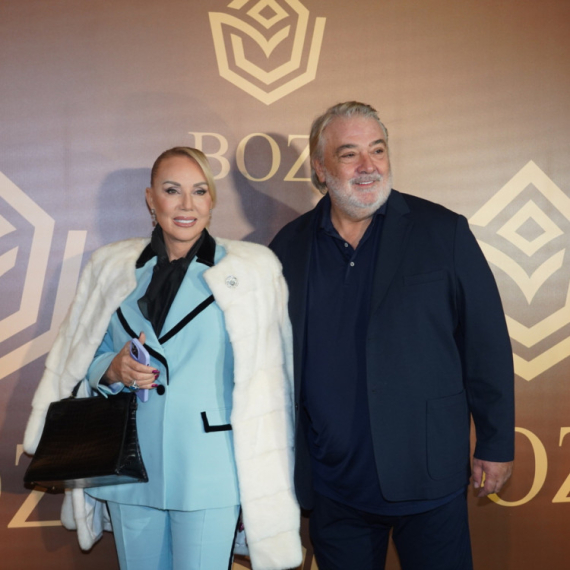 Pevač otkrio šta se dešava na proslavama kod Lepe Brene i Bobe Živojinovića!