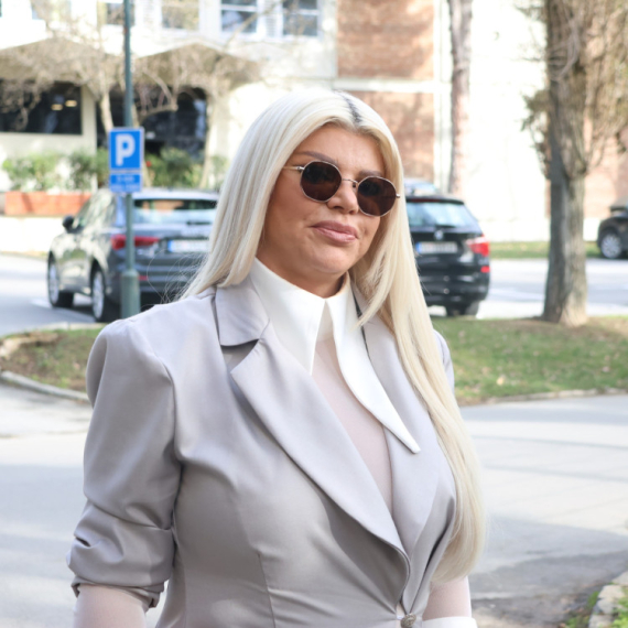 Dara Bubamara progovorila o NOVOM DEČKU: "Mlad je, lep i zgodan"